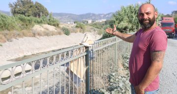 Dereye kamyon dolusu atık malzeme döktüler: Doğa katliamı kameraya yansıdı