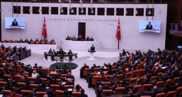 Emekli maaşlarında artış öngören teklif TBMM’de kabul edildi ve yasalaştı