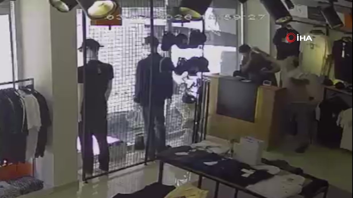 Esenyurt’ta silecek tartışması kavgaya dönüştü: 19 yaşındaki çalışanı darp etti