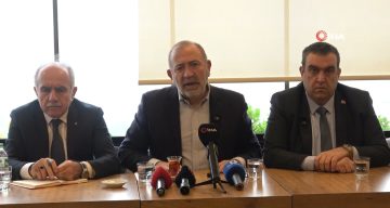 Gürsel Tekin görevine devam edecek