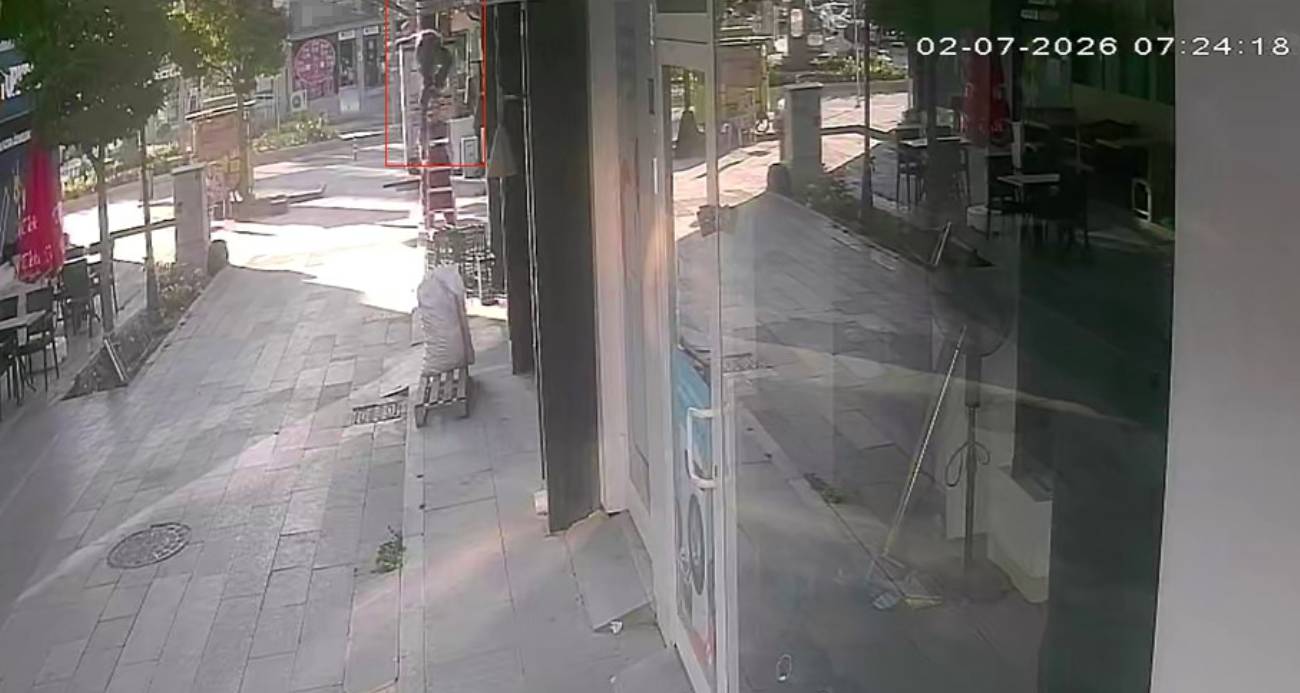 İş yerine girebilmek için çıktığı merdiven sonu oldu