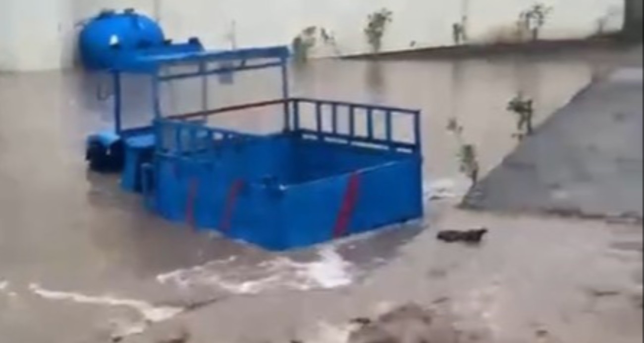 Kastamonu’da metrekareye 130 kilogram yağış düşen ilçede su baskınları yaşandı