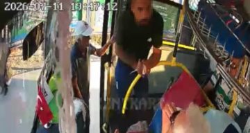 Kocaeli’de otobüs şoförünün zor anları kamerada: Böyle küfür ve tehdit etti
