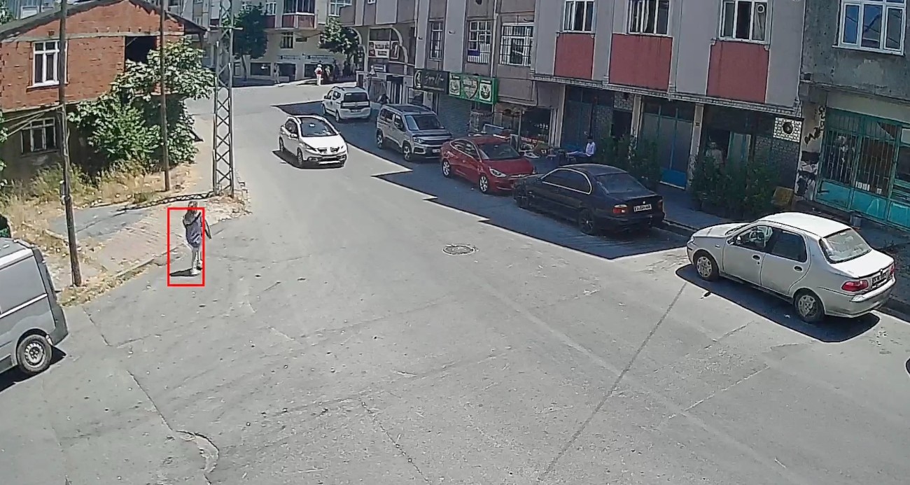 Kuaförde 3 bin 400 liralık işlem yaptırdı, ücret ödemeden kaçtı