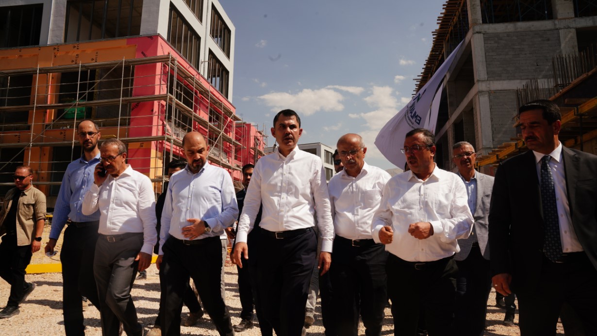 Malatya’da Bakan Kurum sevinci