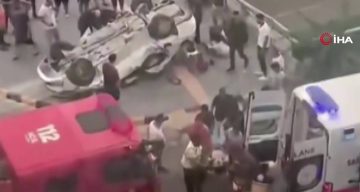 Takla atan otomobilde 19 ve 23 yaşındaki 2 genç can verdi