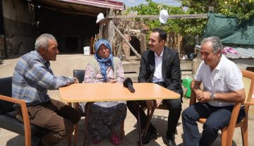 “Ağlama, canımıza bir şey olmadı” sözleri yüreklere dokunmuştu: Devlet yaşlı çifte sahip çıktı