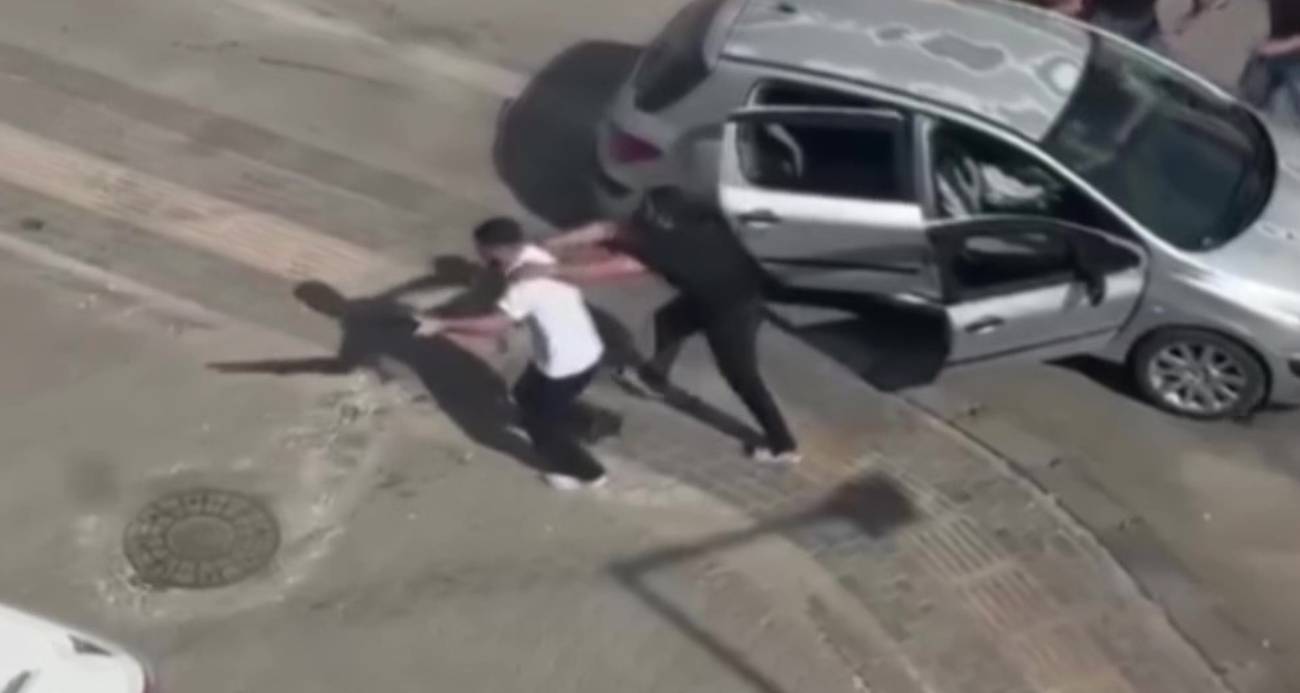 Ankara’da bir kişinin kalabalığın üzerine ateş açtığı saldırı kamerada