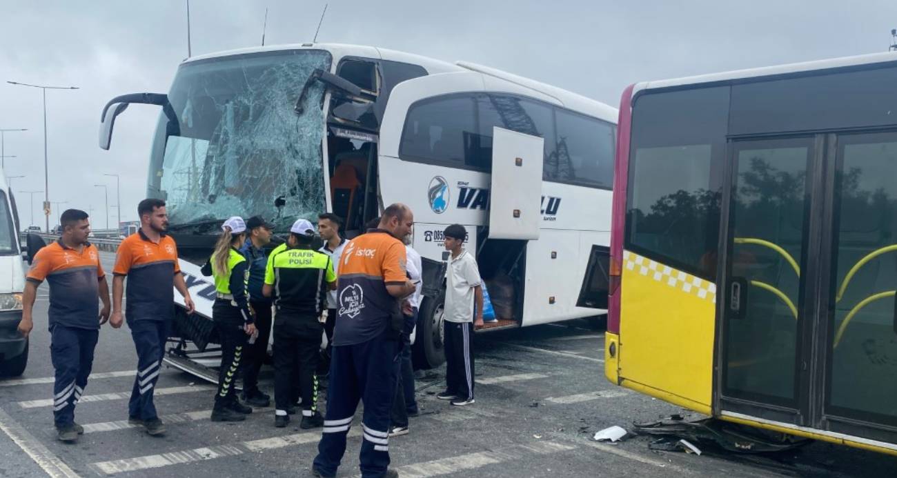 Arnavutköy’de yolcu otobüsü ile İETT otobüsü çarpıştı: 4 yaralı