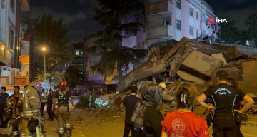 Bahçelievler’de 4 katlı boş bina çöktü