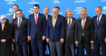 Bakan Kurum: “Madem devlet yoktu da saatte 23 konutu kim yaptı?”