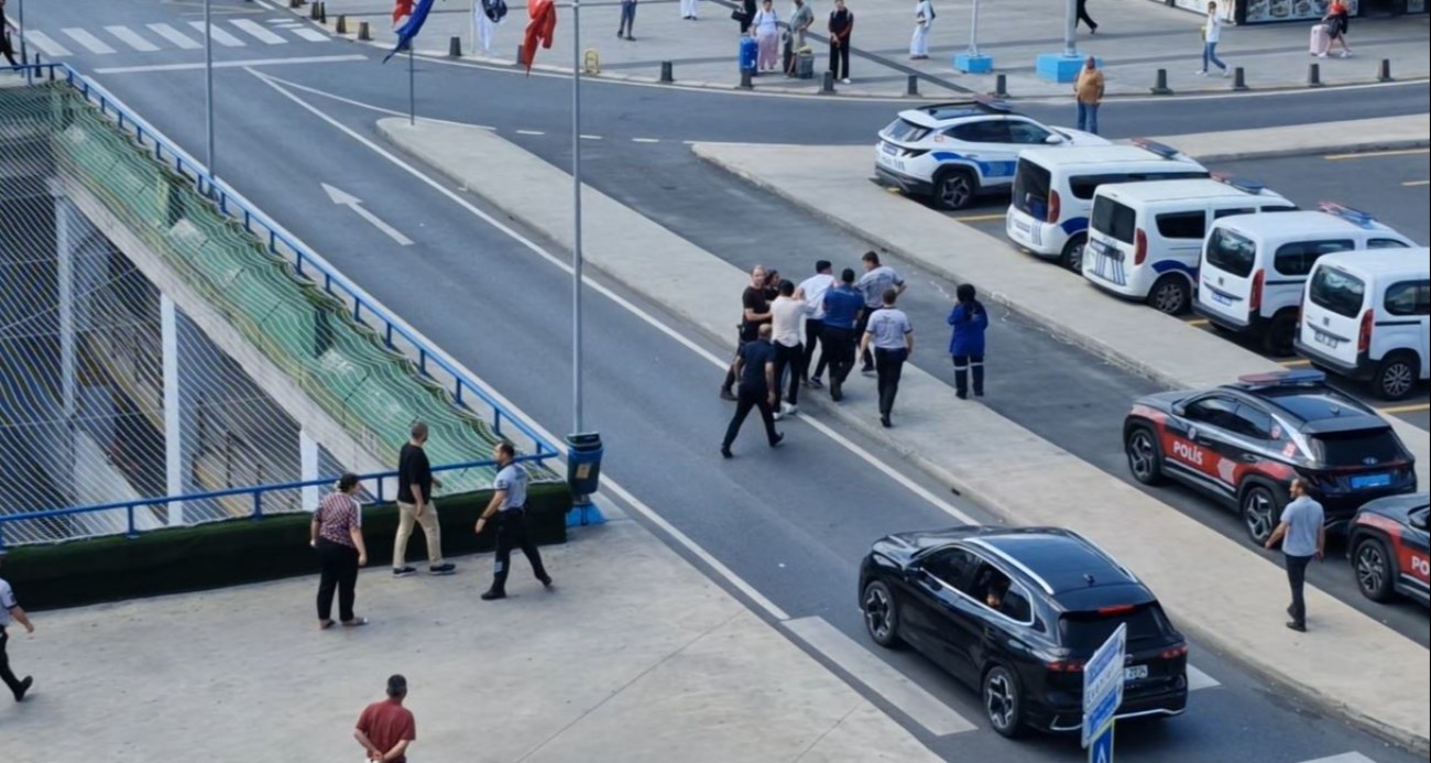 Bayrampaşa Büyük İstanbul Otogarında taksiciler arasında müşteri kavgası