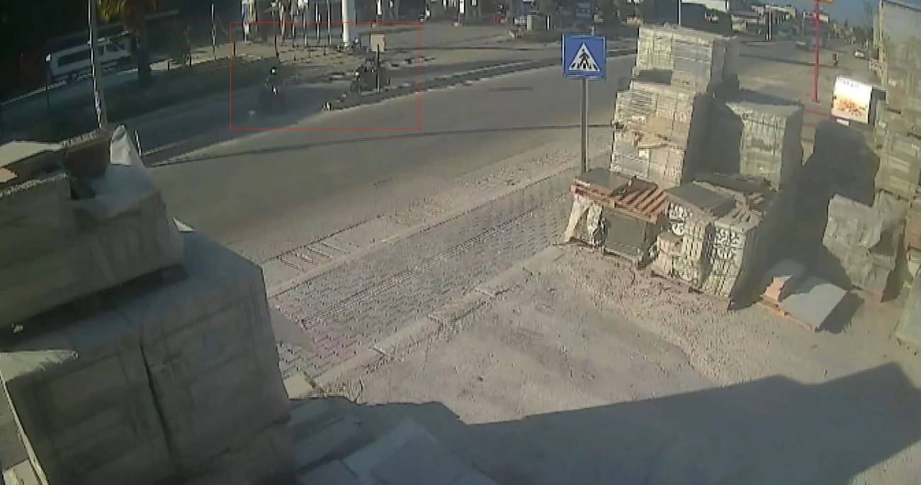 Feci motosiklet kazası kamerada: 72 yaşındaki sürücü hayatını kaybetti