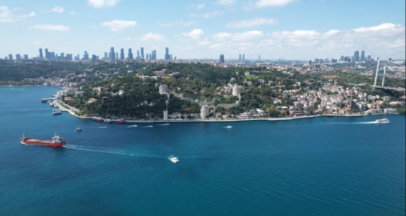 İBB’nin yürüttüğü Rumeli Hisarı restorasyonu 6 yıldır bitmedi: Çevre esnafı çileden çıktı
