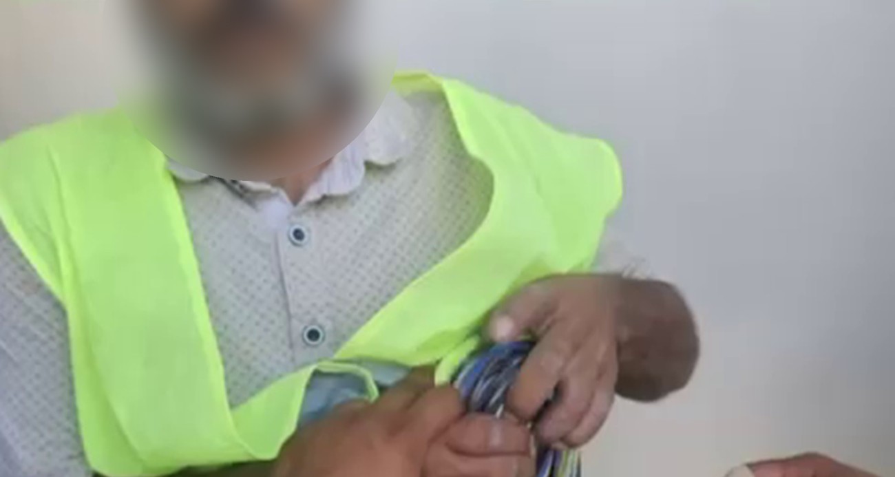 İşçi gibi yelek giyip mesai yapan hırsız, yevmiyesini 300 bin TL’ye getirecekken yakalandı