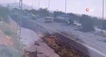 Kayseri’deki otobüs kazası güvenlik kamerasına yansıdı