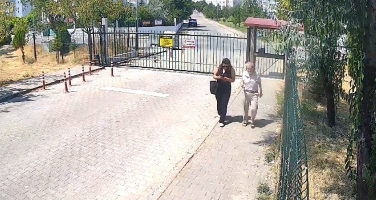 Kendini savcı olarak tanıtan kadının oyununu 8 yaşındaki çocuk bozdu