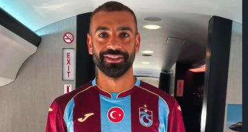 Muhammed Salah uçağa bindi, Trabzonspor formasını giydi