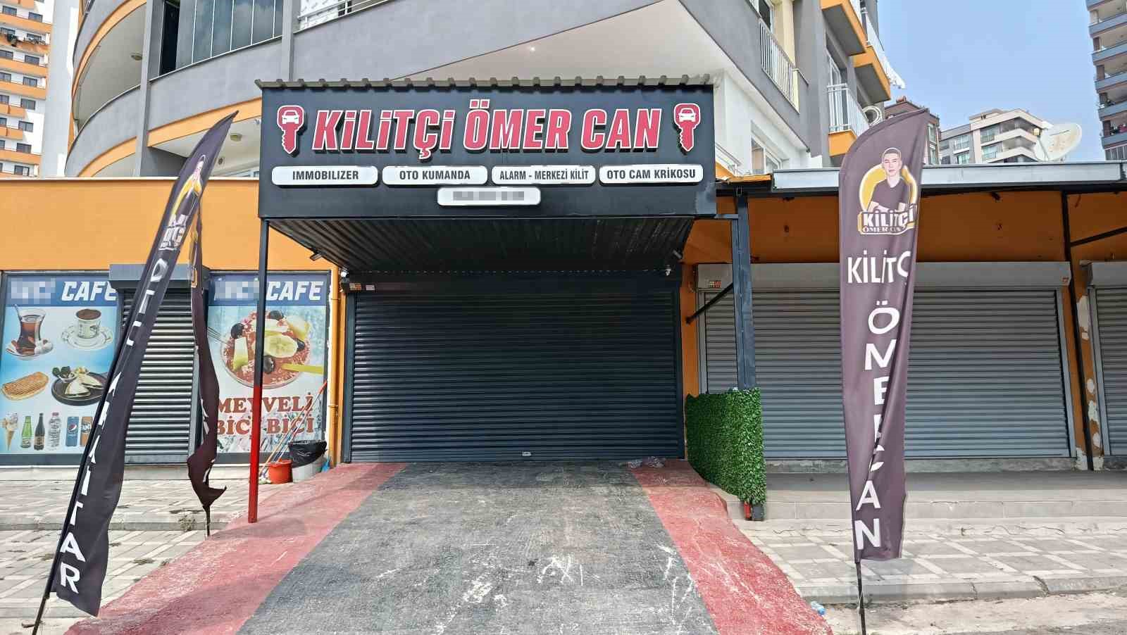 Oto kilitçi dükkanında esrarengiz olay: İş yeri sahibi ve genç kadın ölü bulundu