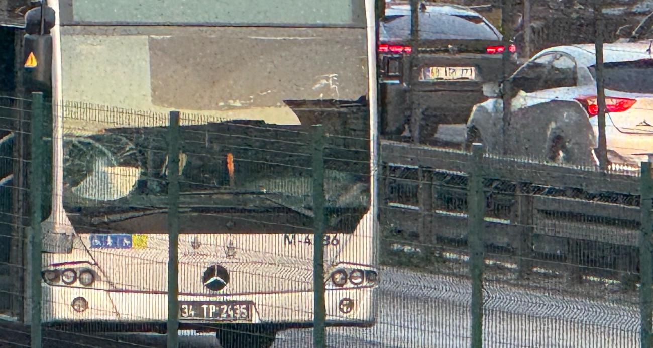 Şirinevler’de metrobüsün çarptığı kadın yaralandı