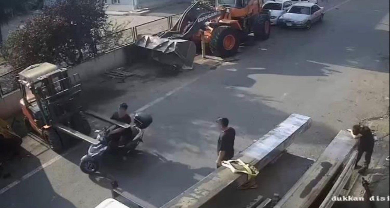 Tekirdağ’da pes dedirten kaza: Motosikletli forkliftin demir ayaklarına çarptı