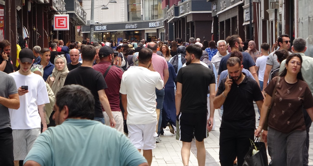 Trabzon’da 7’den 70’e herkes Salah’ı bekliyor