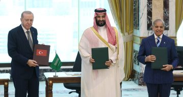 Türkiye, Suudi Arabistan ve Pakistan arasındaki tarihi savunma anlaşması dünya basınında