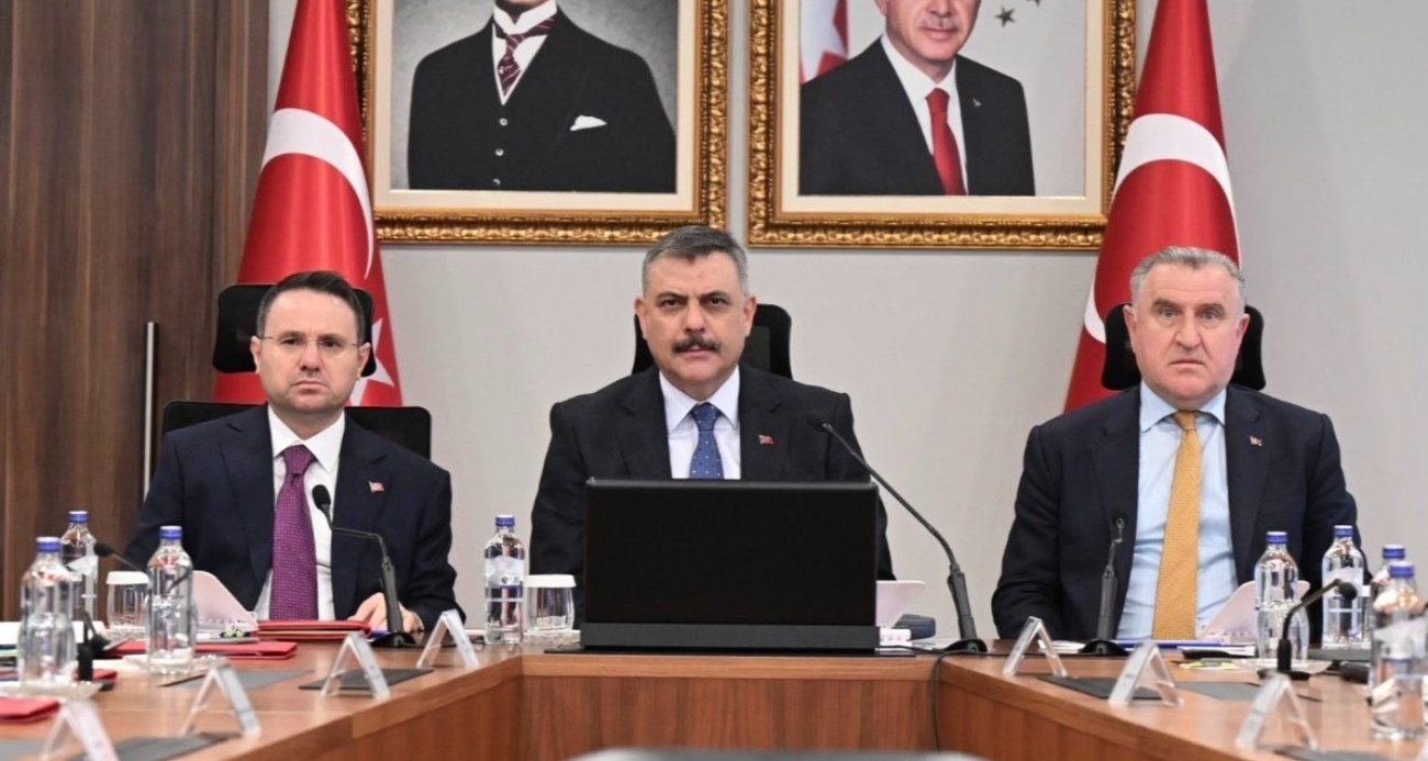 Üç bakan ‘Spor Güvenliği Değerlendirme’ toplantısında bir araya geldi