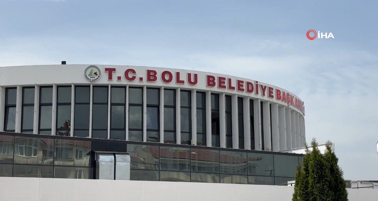 Bolu Belediyesi’ne “Hayalet Araç” operasyonu: 7 ilde 22 şüpheliye eş zamanlı gözaltı kararı verildi