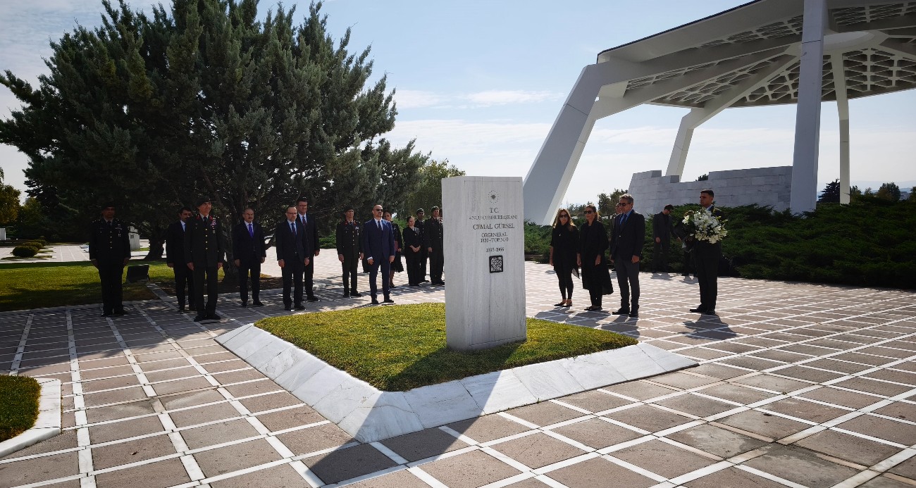 Cemal Gürsel mezarı başında anıldı