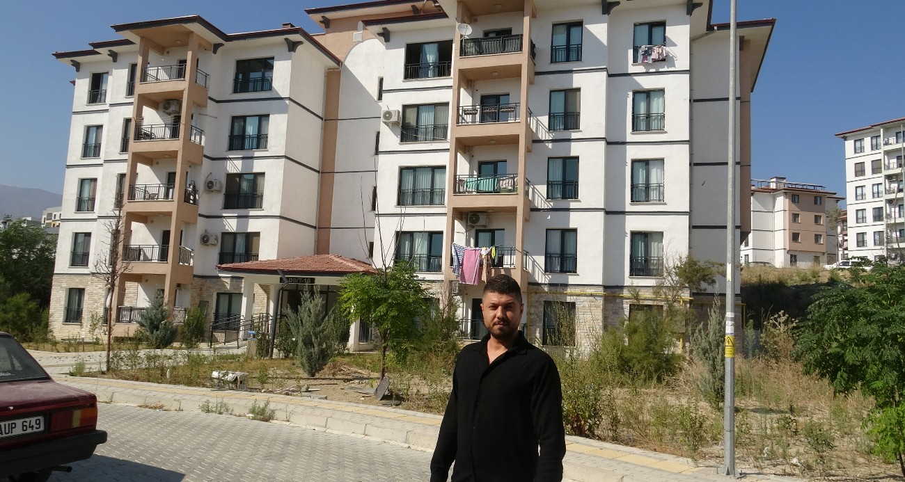 Ev alma hayaliyle 1 milyon TL ödeme yapan depremzede, aynı evin 6 kişiye daha satıldığını öğrendi