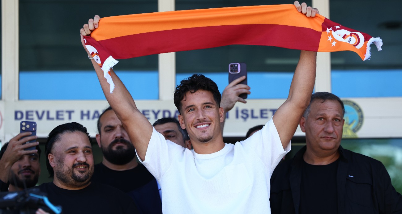 Galatasaray’ın yeni transferi Deniz Gül, İstanbul’a geldi