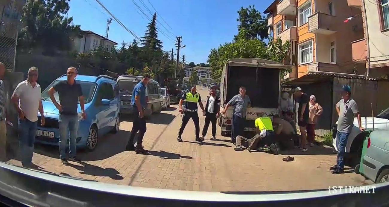 Kalp krizi geçiren 68 yaşındaki adamı polis hayata bağladı
