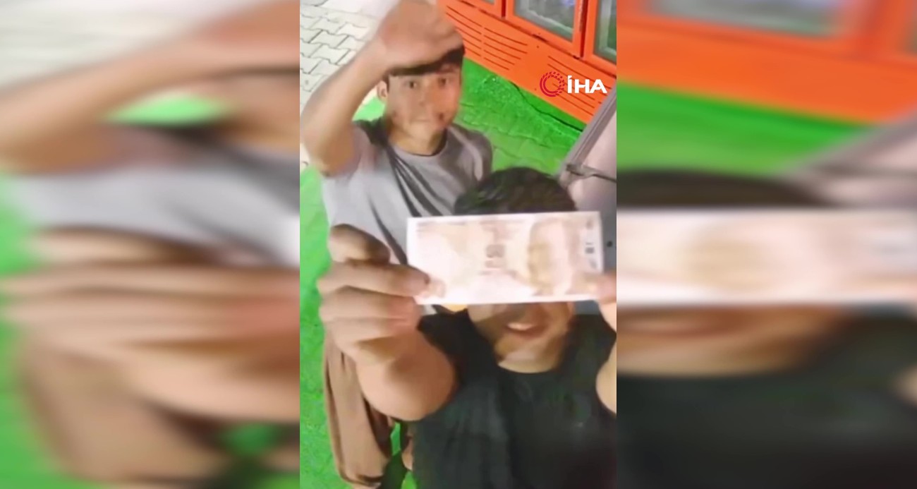 Market kapalıydı, ekmek alıp parasını dolaba bıraktılar