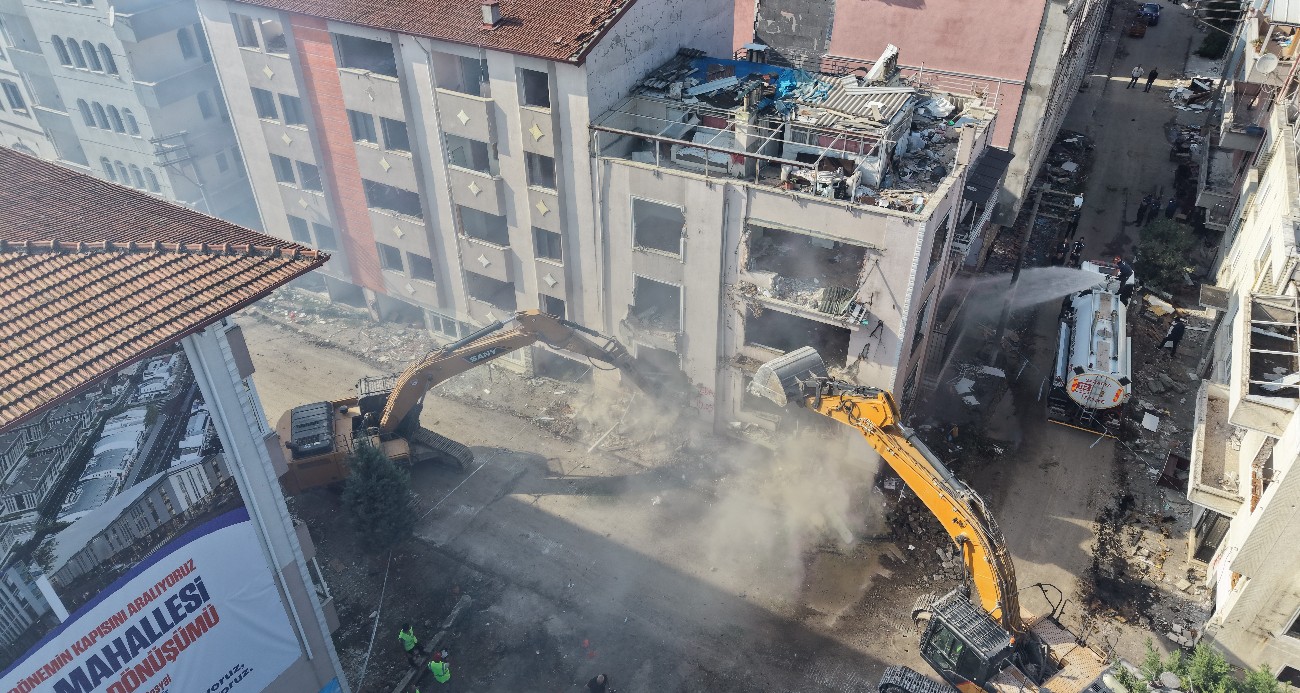 Marmara depreminin izleri yıkılıyor: 718 bağımsız bölümlük dönüşüm başladı