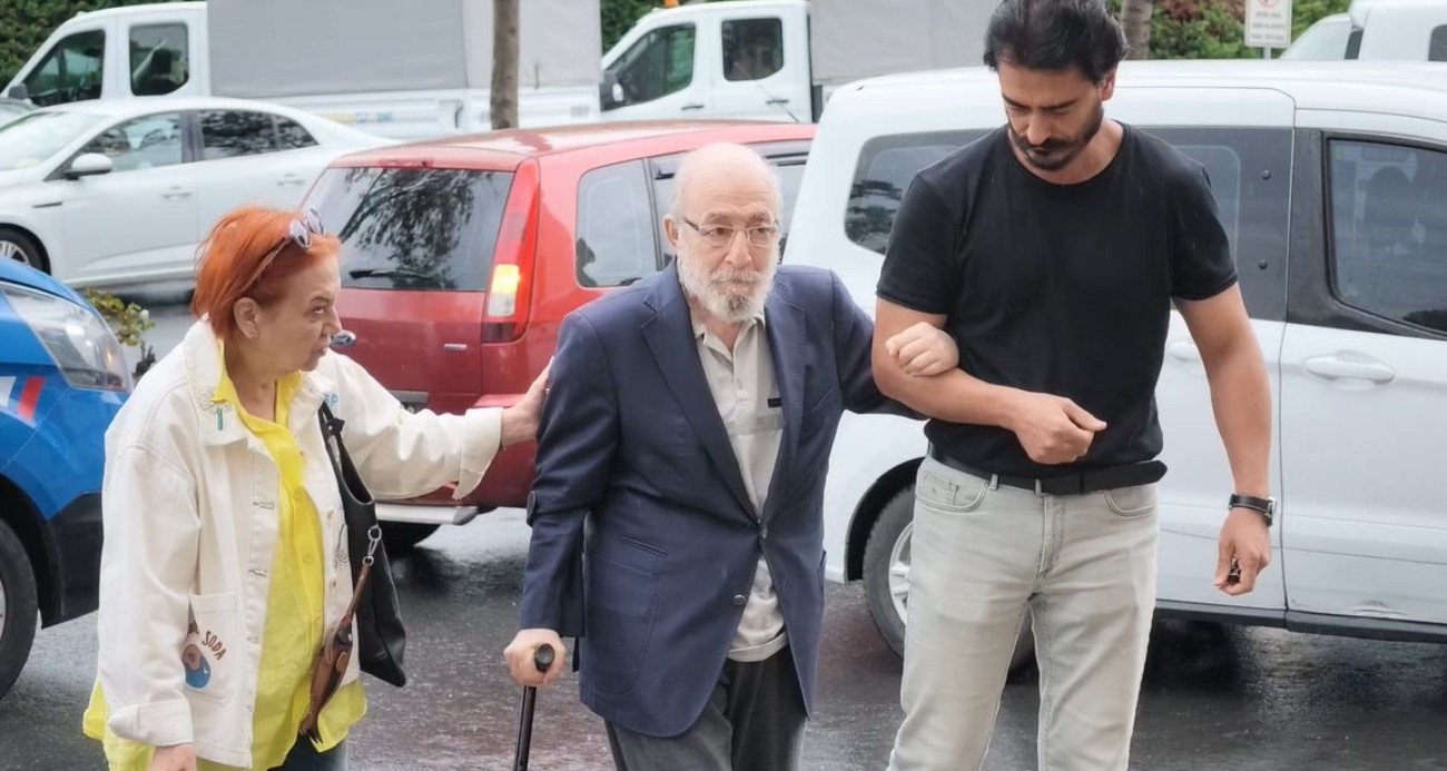 Oyuncu Emin Olcay ifade vermek için Silivri Adliye’sine geldi