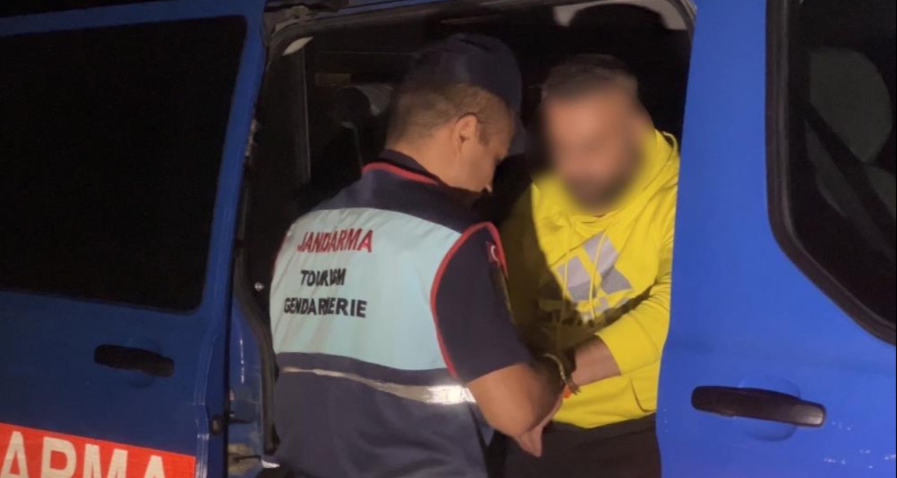 Polisin ne ’dur’ ihtarına ne de uyarı ateşine aldırmadı: 40 kilometre kaçtı, alkollü çıktı