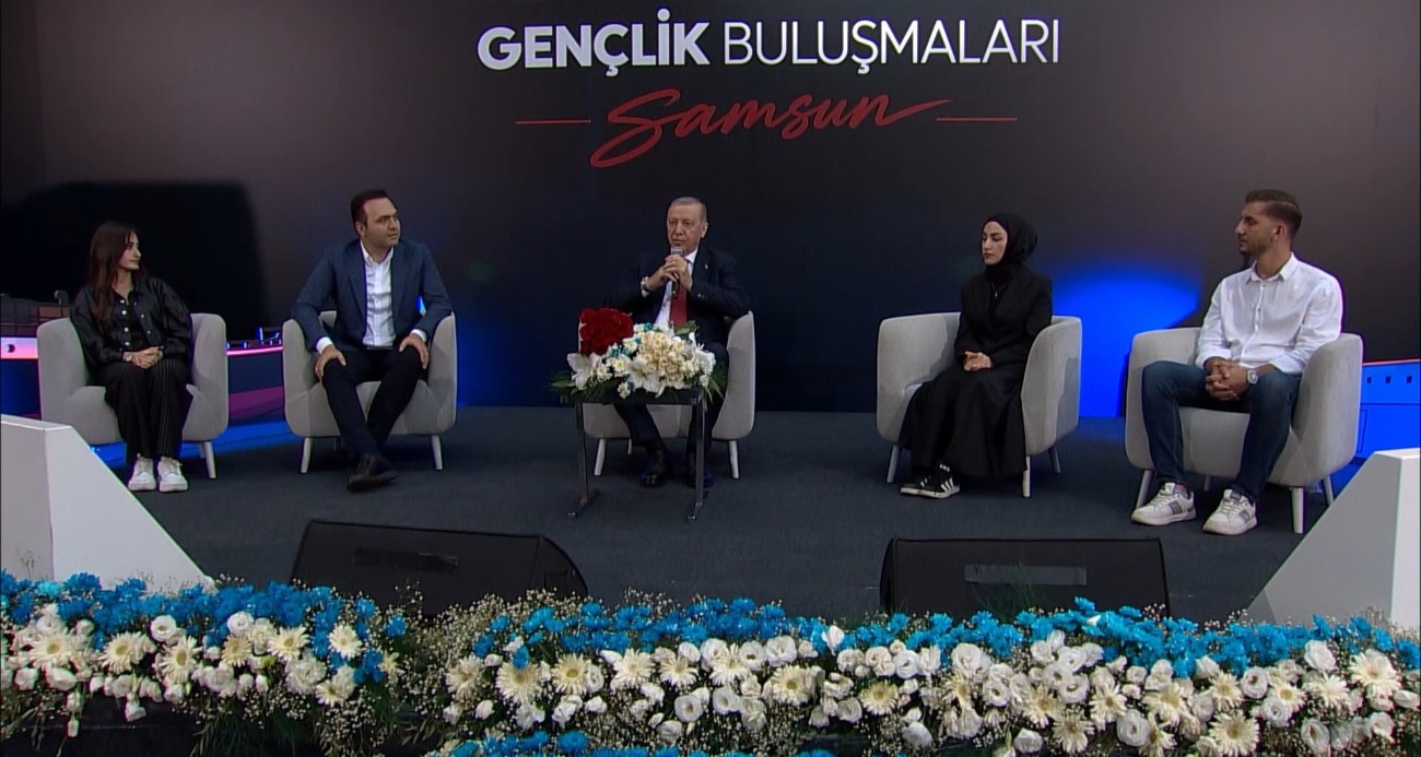 Samsun’da gençlerle buluşan Cumhurbaşkanı Erdoğan’dan “Terörsüz Türkiye” ve “Mekke Antlaşması” mesajı