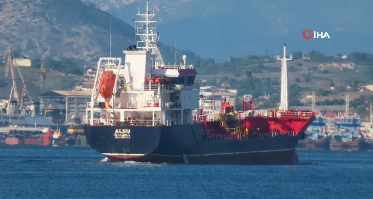 Silivri açıklarında çarpışan iki gemi kaptanının telsiz kayıtları ortaya çıktı: “Alsu, iskeleye kır”