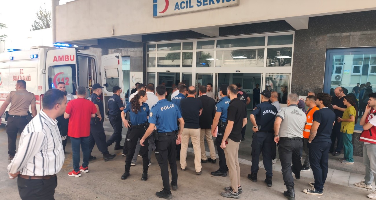 Turgutlu’da okul önünde silahlı saldırı: 3 öğrenci Manisa’ya sevk edildi