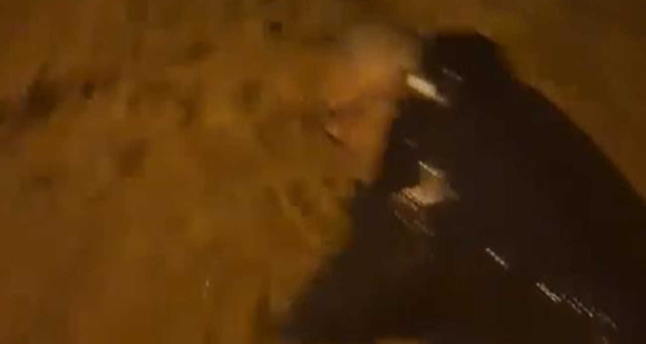 Armutlu’da sel sularına kapılan adamı böyle kurtardı