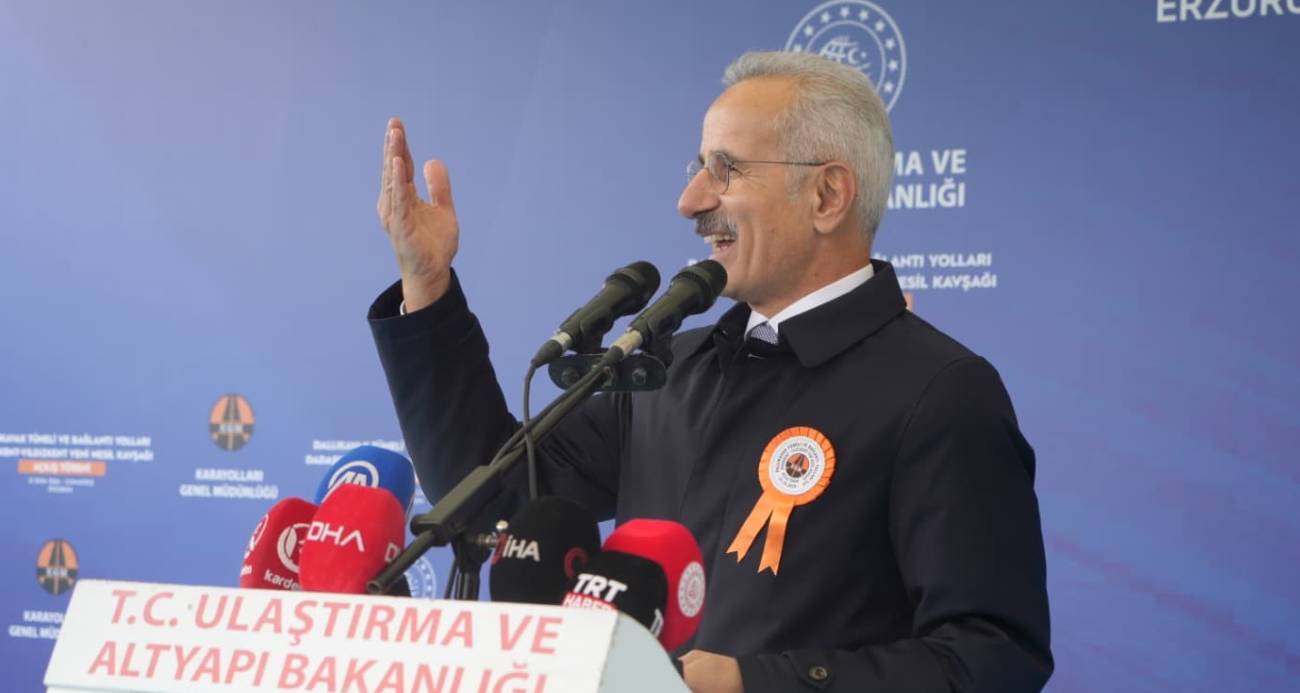 Bakan Uraloğlu müjdeyi verdi: Erzincan-Erzurum-Kars hızlı tren hattı geliyor