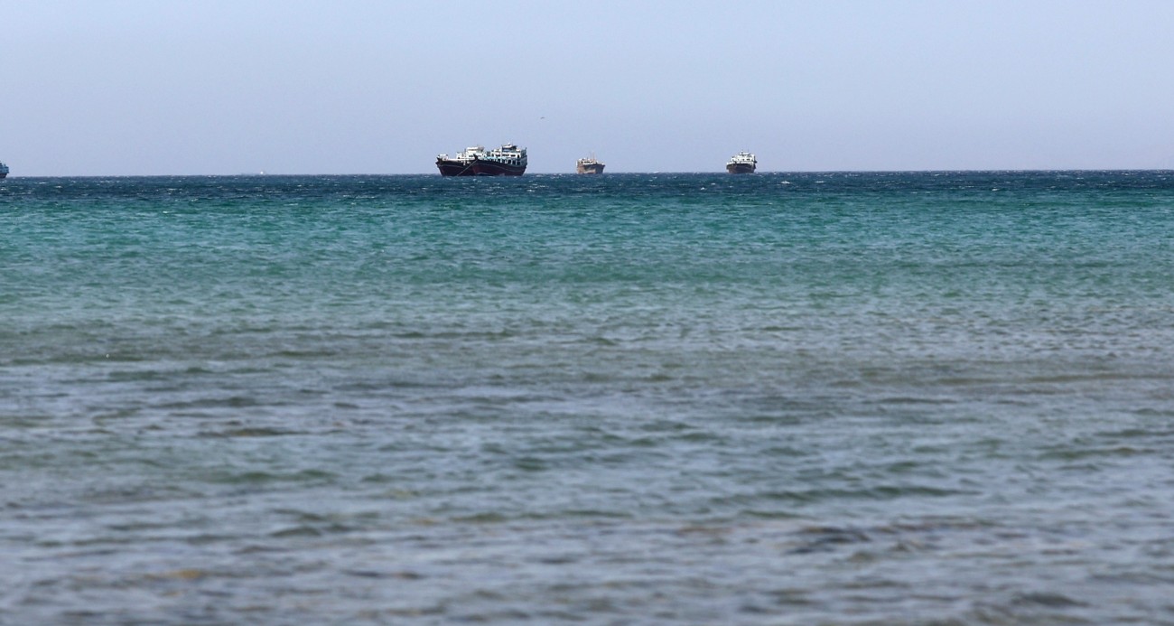 İran: “Hürmüz Boğazı’nda dev tanker deniz mayınına çarptı”