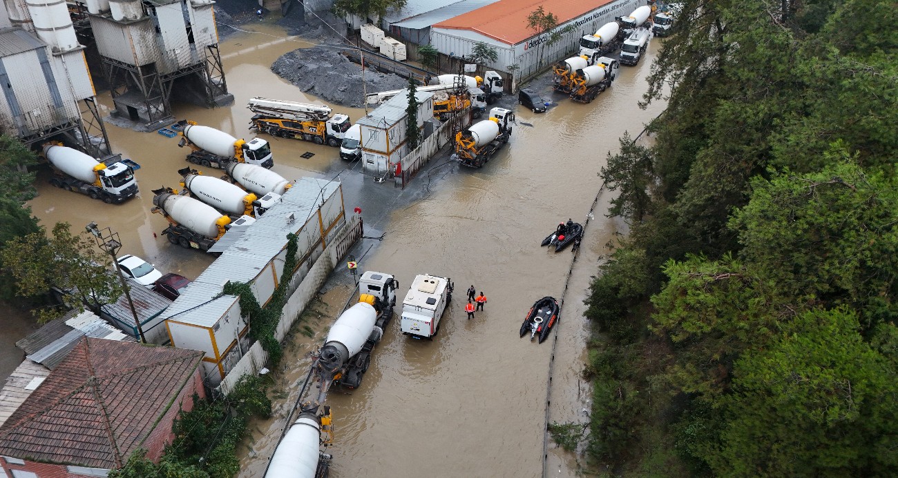 İstanbul’da sel felaketinde hayatını kaybedenlerin sayısı 3’e yükseldi