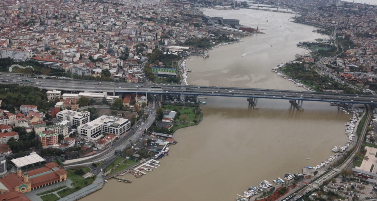 İstanbul’da yaşanan sel felaketinin boyutu emniyetin helikopter kamerasına yansıdı
