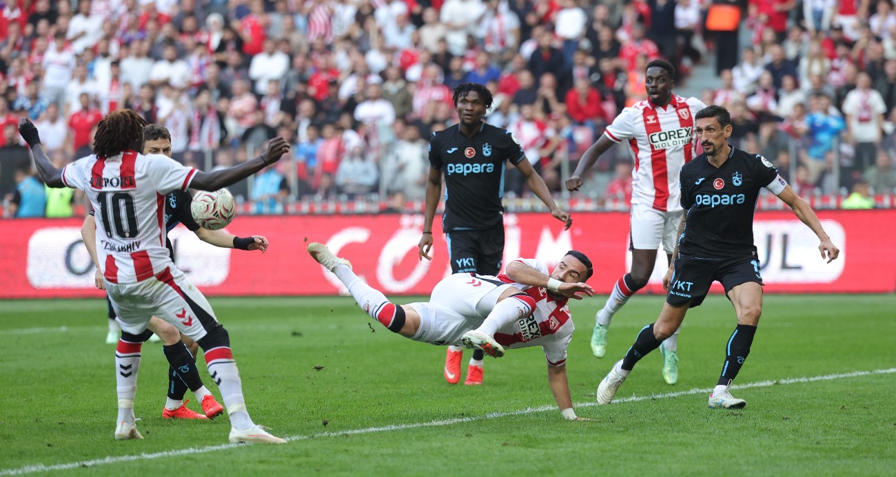 Karadeniz derbisinde gülen Trabzonspor oldu