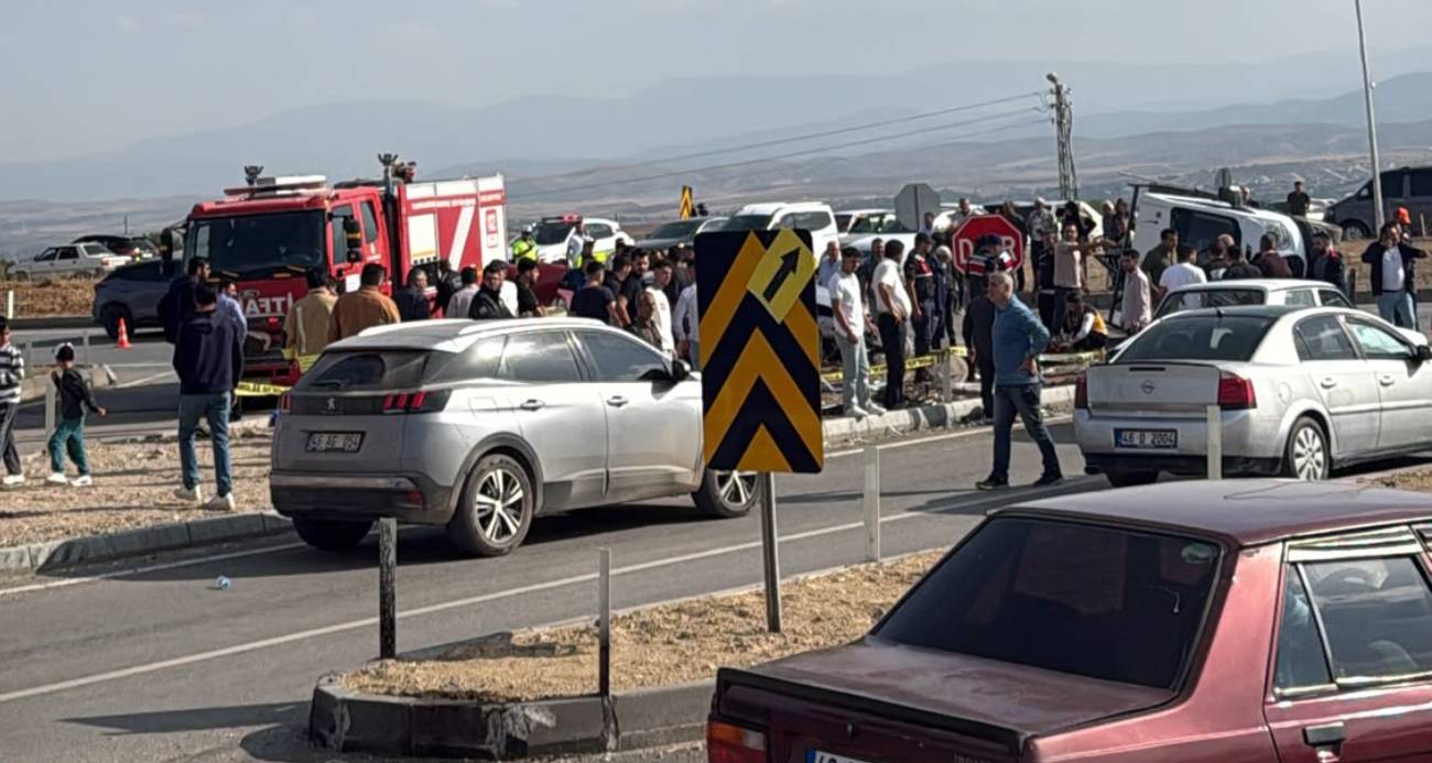MHP’li milletvekili ve il başkanının konvoyunda kaza: 1 ölü, 4 yaralı