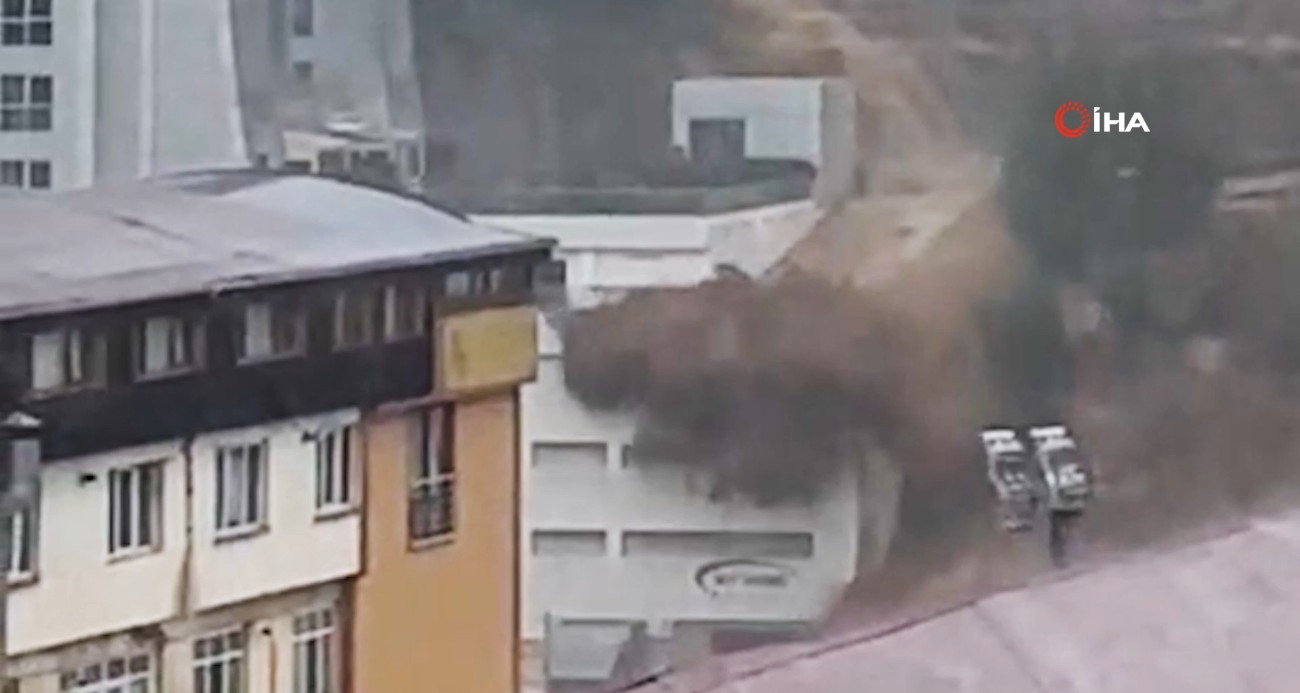Sarıyer’de sel böyle geldi