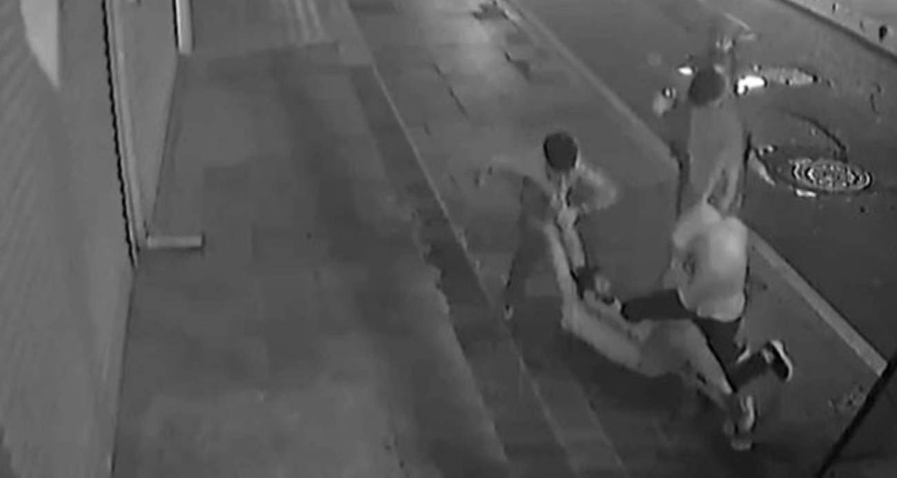 Zeytinburnu’nda abisiyle tartışan adam yeğenlerinin çekiçli sopalı saldırısına uğradı