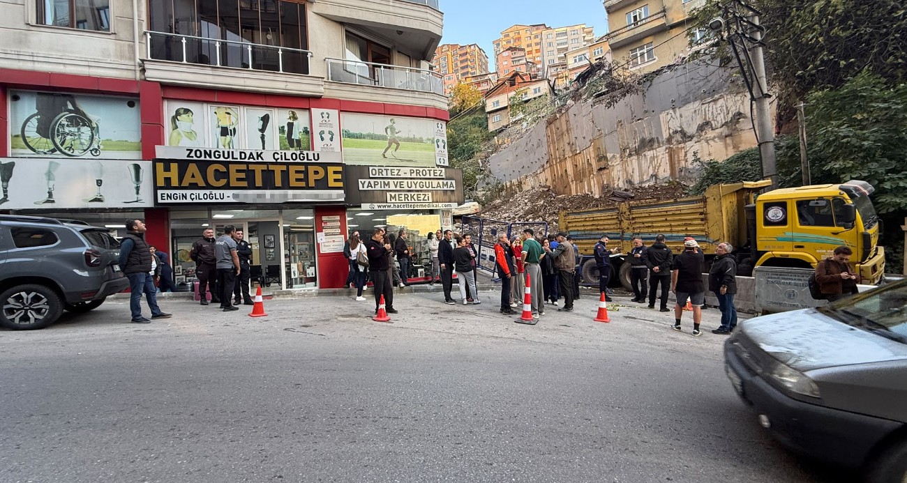 Zonguldak’ta bina çökmesinin ardından tahliyeler sürüyor: 28 daireli apartman boşaltıldı